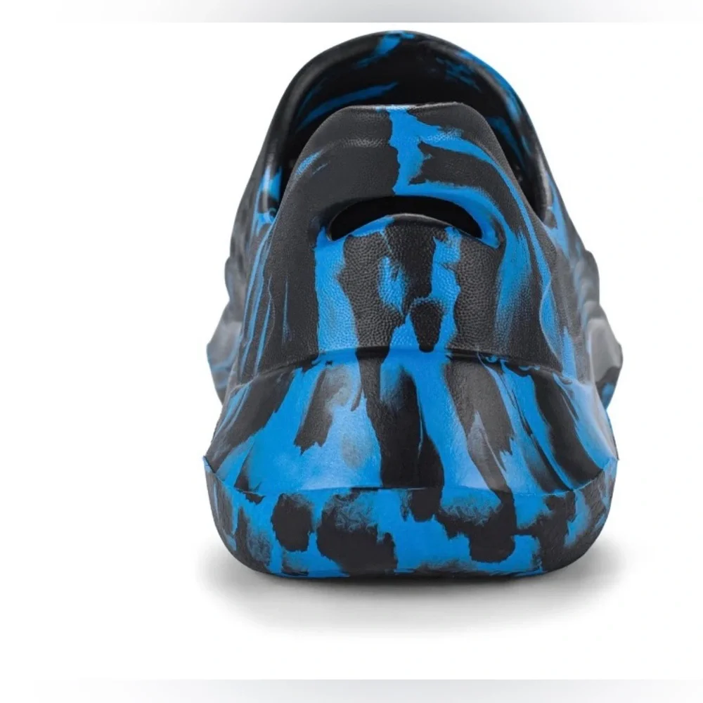 NWT Rugged Shark Toddler Boys Water Shoes Slip-On Black Blue Koi Size 7 - Picture 3 of 10